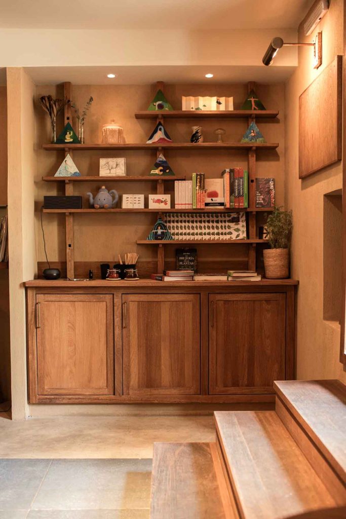 KUSA es un espacio único con bebidas naturales, herbolaria, alimentos nutritivos y talleres para reconectar.