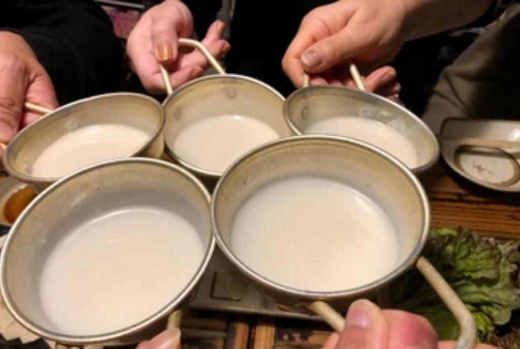 Makkolli: el vino de arroz coreano que debes probar en un día lluvioso 2