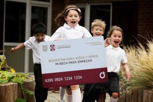 Así es la nueva tarjeta de “Mi Beca para Empezar” que te da hasta $1,150 para útiles y uniformes