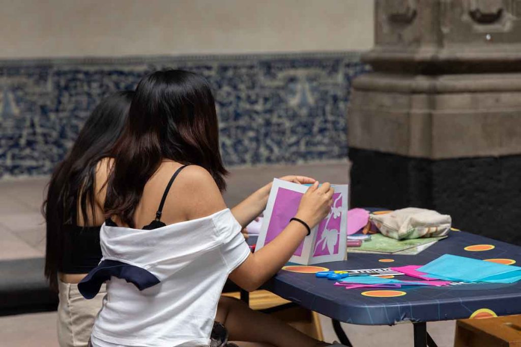 El MIDE ofrece talleres y recorridos gratuitos en su claustro principal durante junio, julio y agosto, explorando la historia de su edificio.