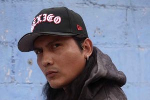 Champion une lo mexicano y el estilo de Los Ángeles con los Diablos Rojos
