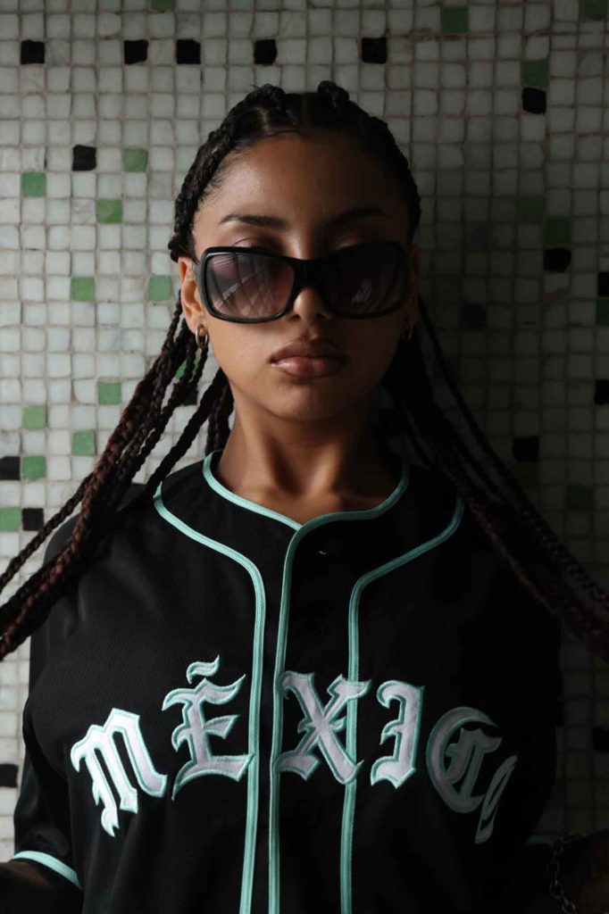 Champion lanza Born x Raised x Diablos Rojos, una colección que fusiona la tradición beisbolera mexicana con el estilo urbano de Los Ángeles.