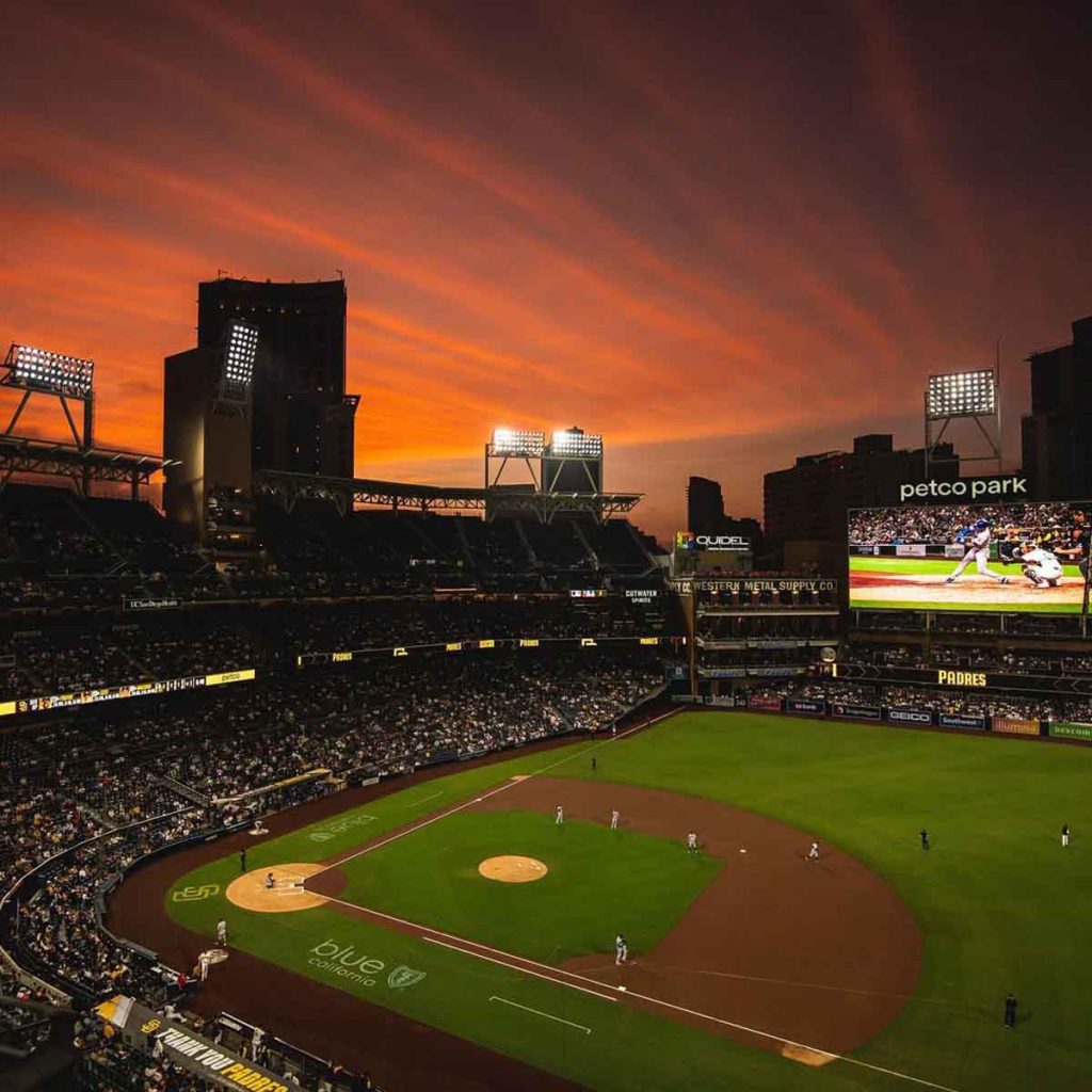 Checa cómo llegar, qué comer y todo lo que puedes hacer en la casa de los Padres de San Diego: el Petco Park