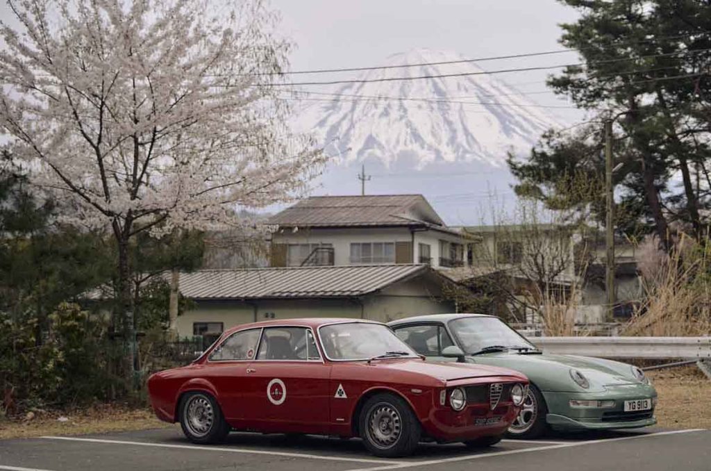 The Peninsula Japan Driving Experience ofrece un viaje de lujo y cultura por Honshu en autos clásicos, fusionando la hospitalidad de élite