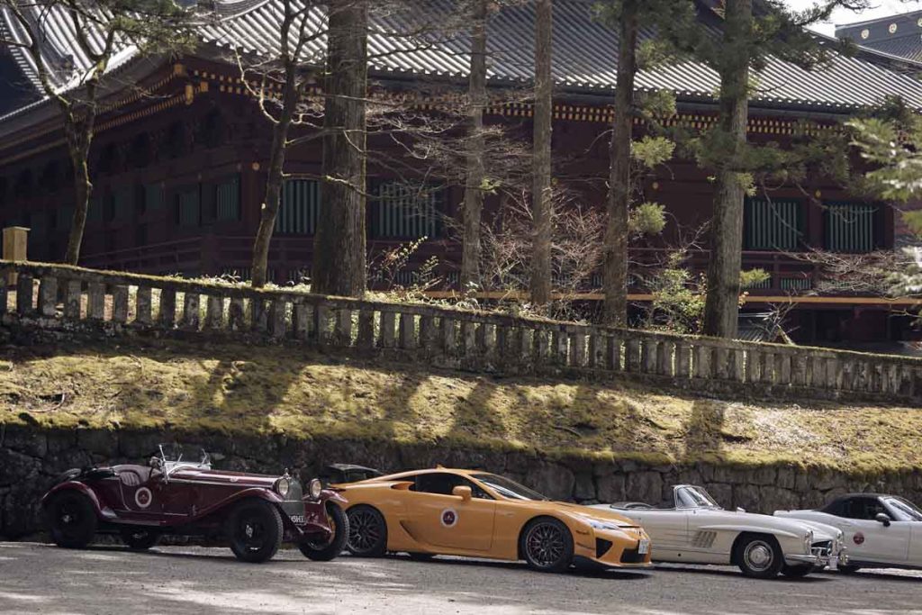 The Peninsula Japan Driving Experience ofrece un viaje de lujo y cultura por Honshu en autos clásicos, fusionando la hospitalidad de élite