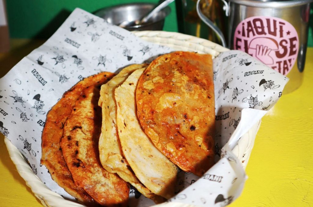 Tacos de canasta en la Doctores