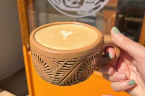 Visita Antenati Café, cafetería con causa y corazón femenino