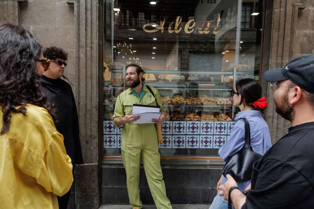 Explora la CDMX de una forma diferente este verano. Descubre cuatro experiencias originales de Airbnb para reconectar con tu ciudad.