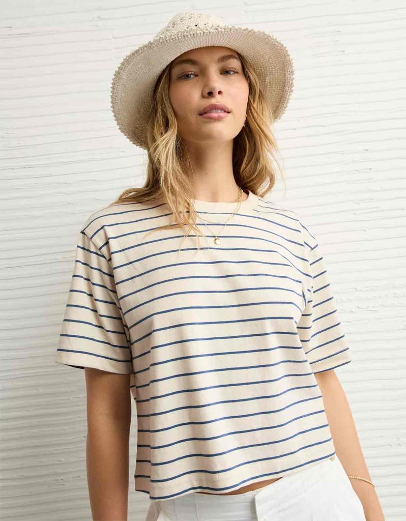La colaboración de American Eagle y MAPPA te equipa para cualquier viaje. Ropa versátil y accesorios duraderos para tu próximo escape.
