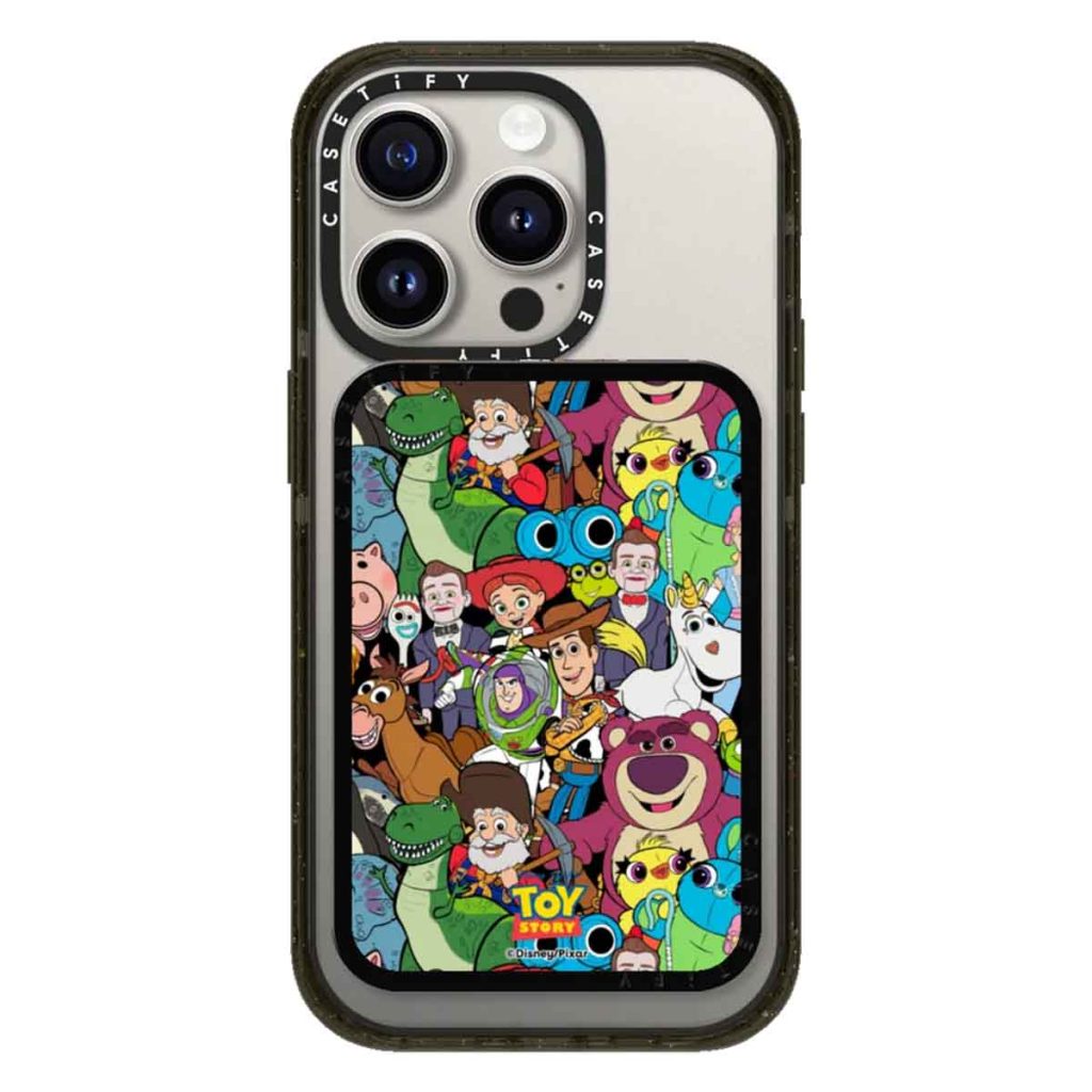 CASETiFY celebra el 30 aniversario de la película de Pixar, Toy Story, con una colección de accesorios inspirada en sus personajes.