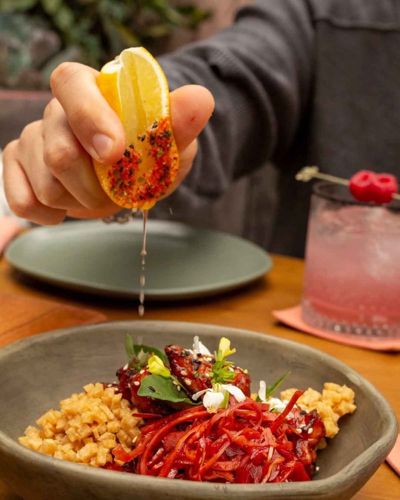 OpenTable lanza "Concierge", inteligencia artificial que brinda info de 60,000 restaurantes. Su objetivo es facilitar la reservación.