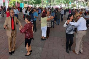 ¡Iztapalapa festeja el Día de los Abuelos con concierto gratis!