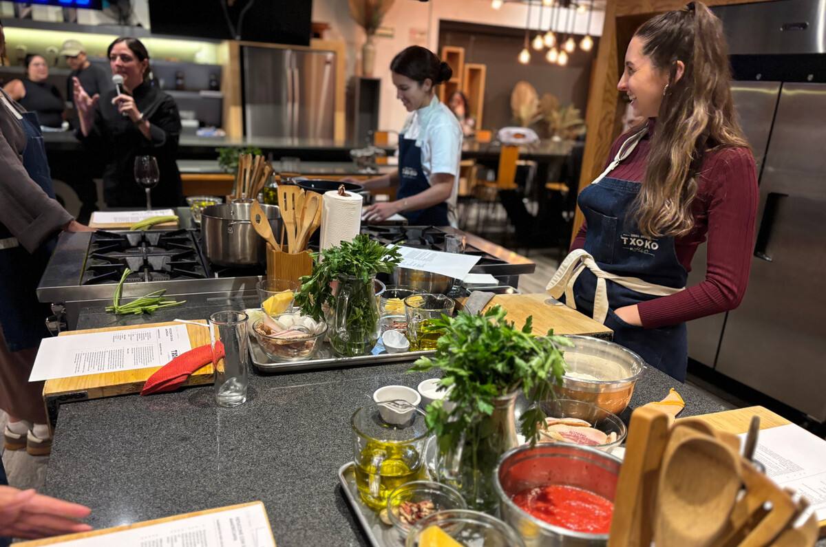 Cooking Nights en CDMX: Aprende a prepara pizza, ramen, sushi y más en Txoko