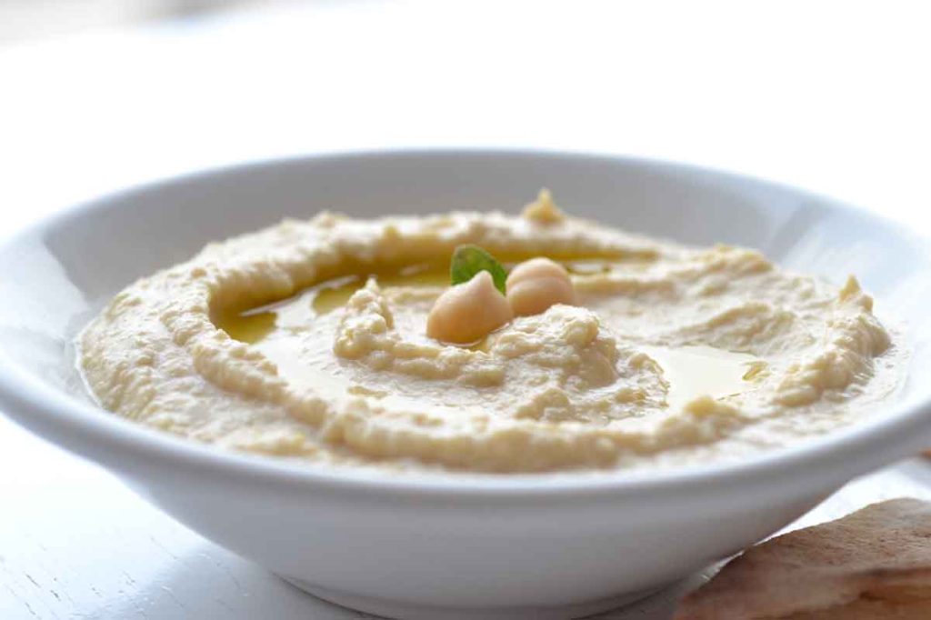 El icónico Restaurante Ehden, con 95 años de historia, abre su segunda sucursal en la Roma, llevando la auténtica cocina libanesa.