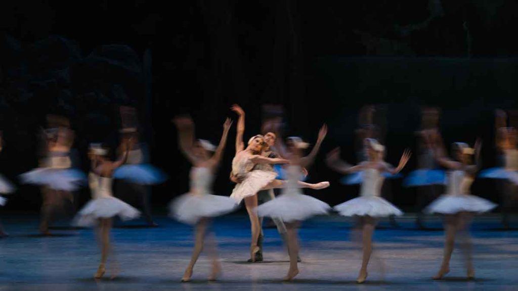 La Compañía Nacional de Danza presenta su versión de Lago de los cisnes en el Auditorio Nacional. Una única función imperdible