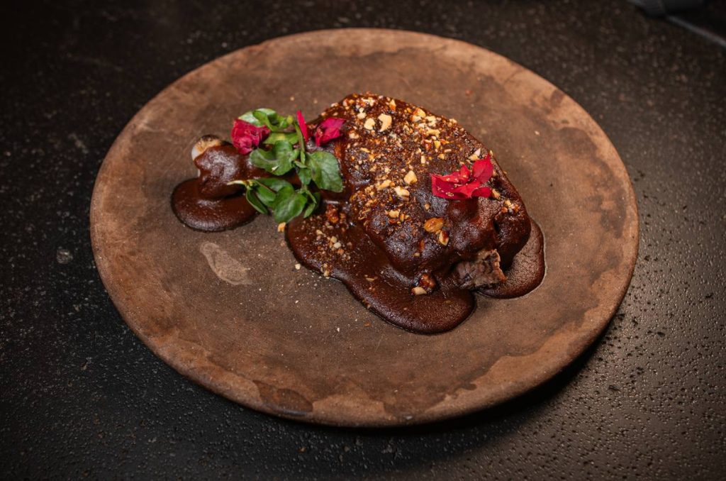Restaurantes de CDMX lanzan iniciativa "come lo que quieras, paga lo que puedas" en CDMX