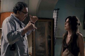 Netflix adaptará Aura de Carlos Fuentes con dirección de Alonso Ruizpalacios