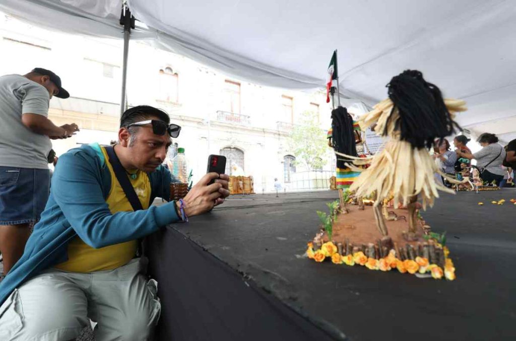 “Encuentro entre voces”: la maqueta ganadora de la Ofrenda Monumental 2025 Día de Muertos en el Zócalo
