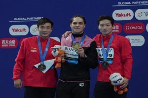 Histórico triunfo de Osmar Olvera en Mundial de Clavados 2025 ¡Oro para México!