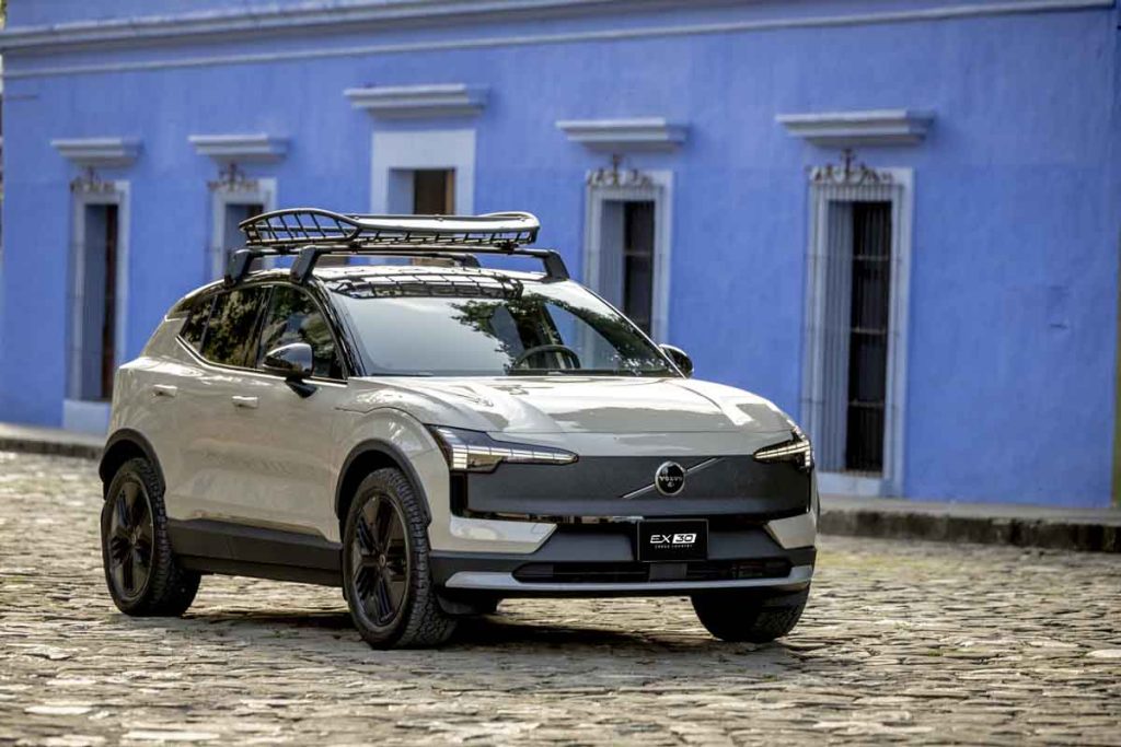 Volvo Car México presentó el nuevo Volvo EX30 Cross Country en Oaxaca. El SUV eléctrico con tecnología de punta para aventuras todoterreno.