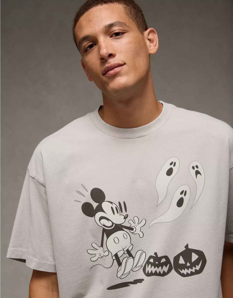 American Eagle lanza su colección de Halloween. La propuesta incluye suéteres, playeras y pijamas con Mickey y Snoopy