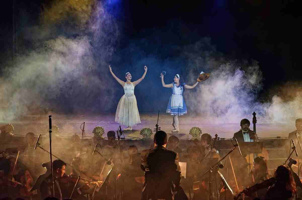 El Centro Universitario Cultural presenta ballet Alicia en el País de las Maravillas con orquesta