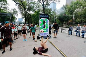 CDMX busca Récord Guinness con la clase masiva de futbol rumbo al Mundial 2026