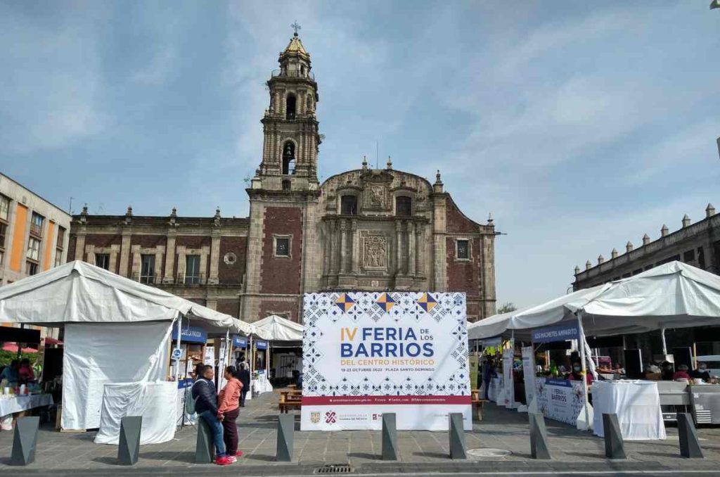 Descubre la Feria de los Barrios 2025 en la Plaza Manuel Tolsá de CDMX