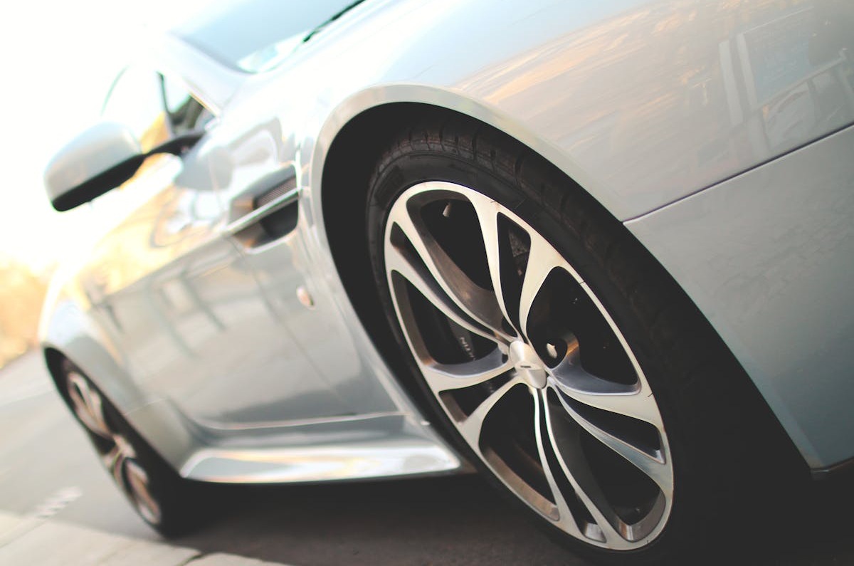 ¿Qué considerar al buscar financiamiento para carros a crédito?
