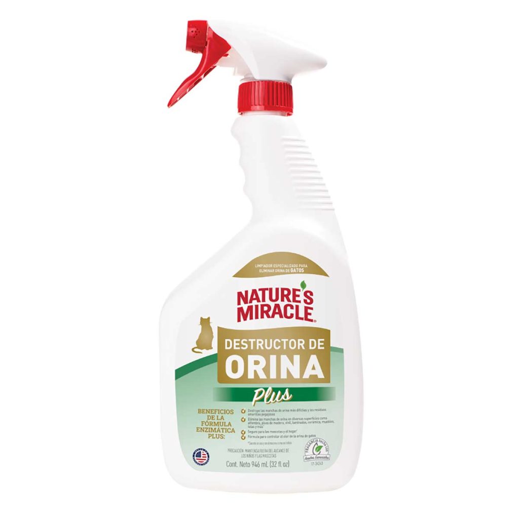 Los mejores productos para tu gato: antimanchas y antiolores 2