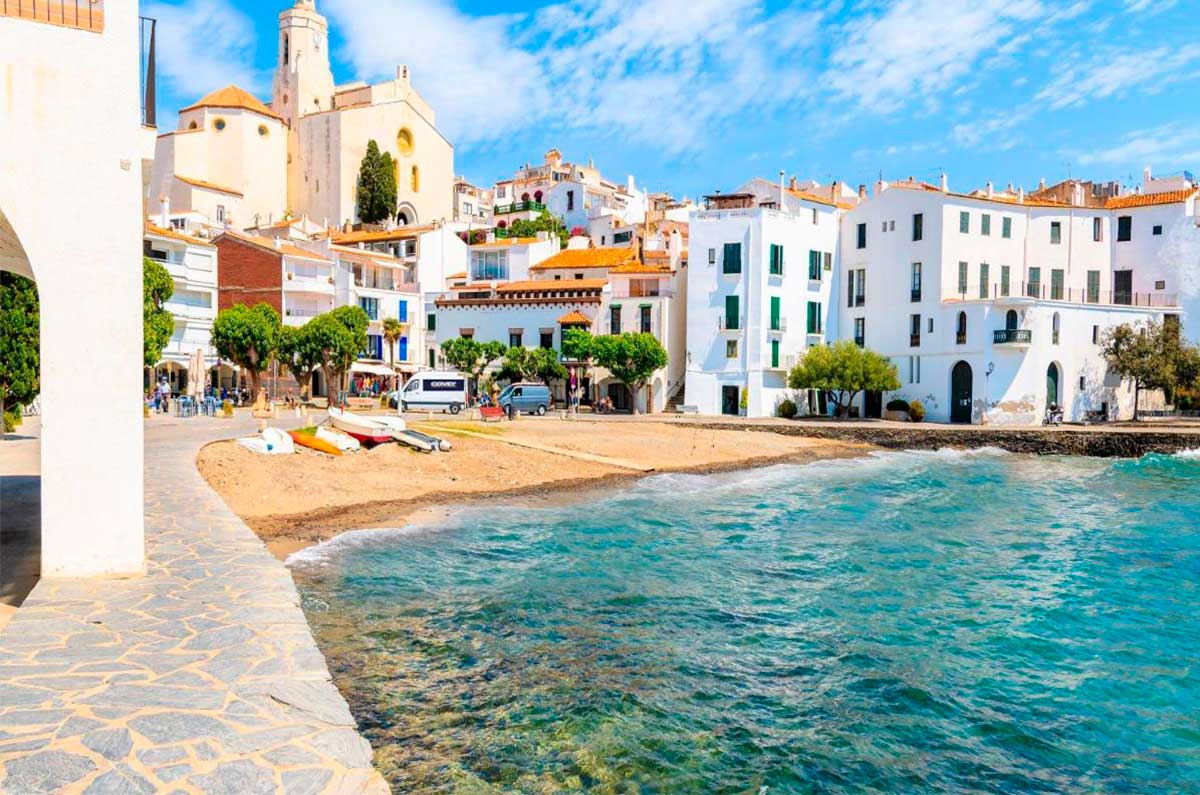 Ruta Camper por la Costa Brava: 7 Días de Libertad entre Calas Cristalinas y Pueblos de Ensueño