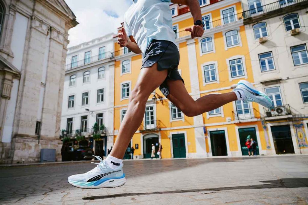 PUMA presenta sus nuevos sneakers, los Velocity NITRO™ 4. Están diseñados para runners de todos los niveles, con tecnología y confort.