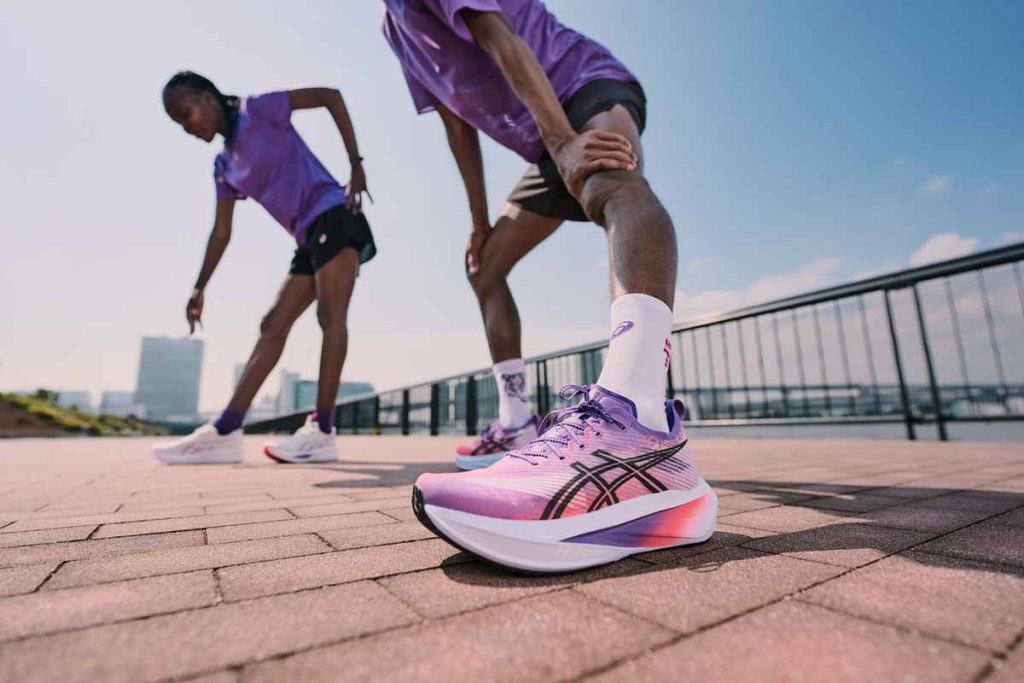 ASICS presenta la Colección TOKYO, inspirada en la vitalidad de la ciudad y potenciada por su nueva tecnología FF TURBO™ SQUARED