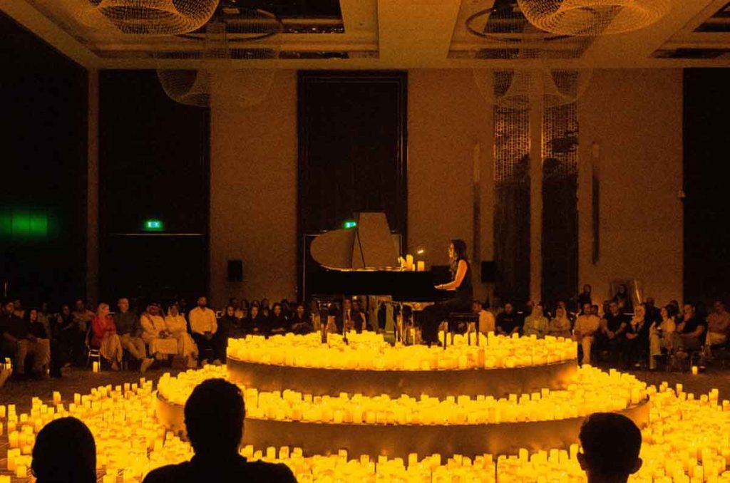 Candlelight en Día de Muertos: Un cuarteto de cuerdas interpreta música mexicana y clásicos del cine a la luz de las velas.
