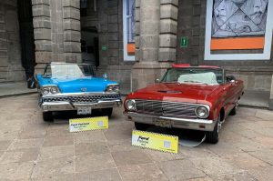 Regresa la exhibición de autos clásicos al Palacio de Minería de la UNAM ¡Gratis!
