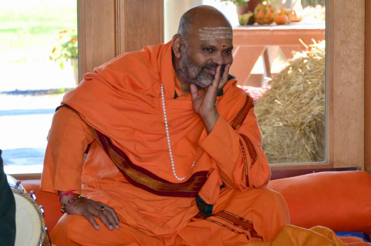 Gurudev Swami Nityananda visita la CDMX con meditaciones y cantos para el alma