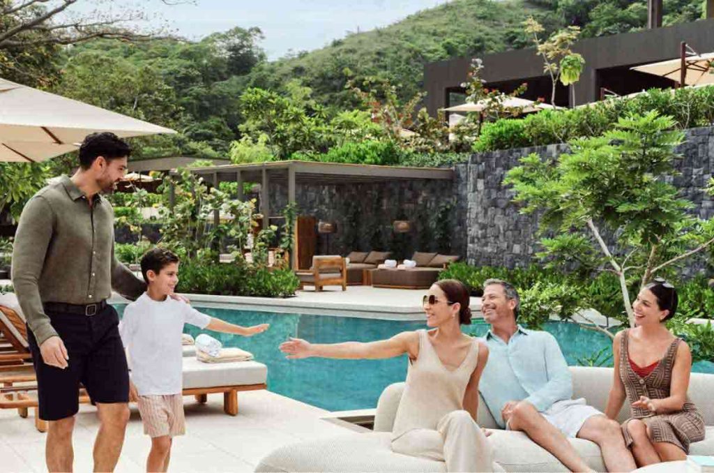 Hilton presenta el auge de las Whycations: vacaciones con propósito, conexión y calma interio. Checa el reporte