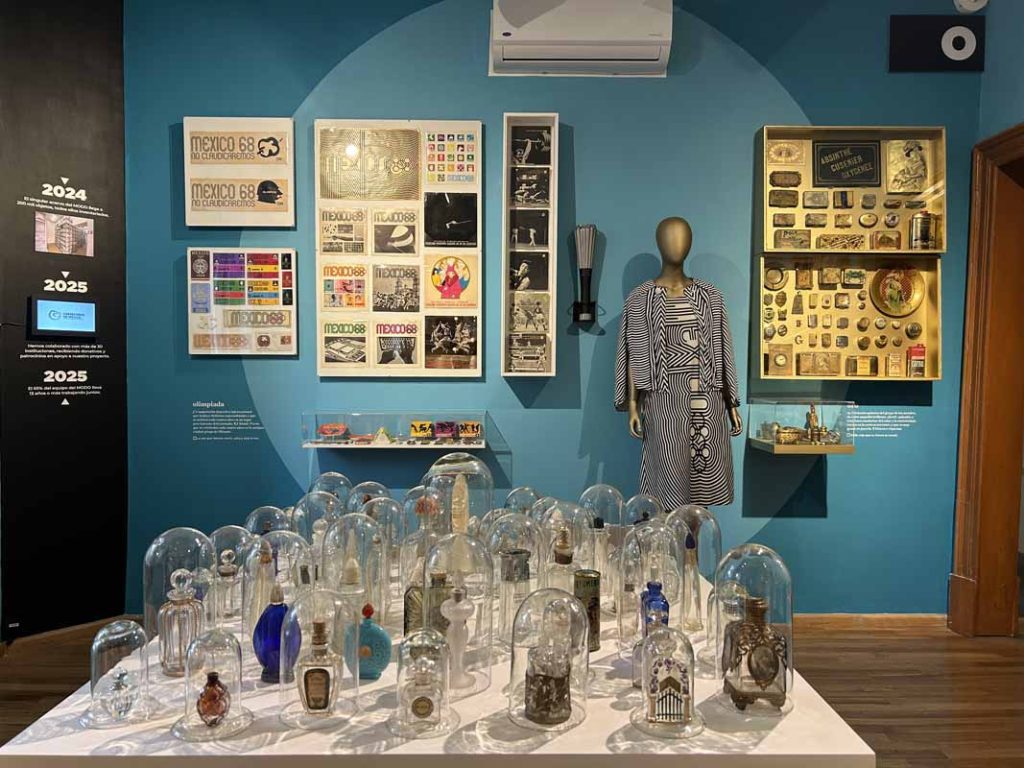 El MODO celebra su 15 aniversario con "La colección, con todas sus letras". Una exposición de más de 3,000 objetos