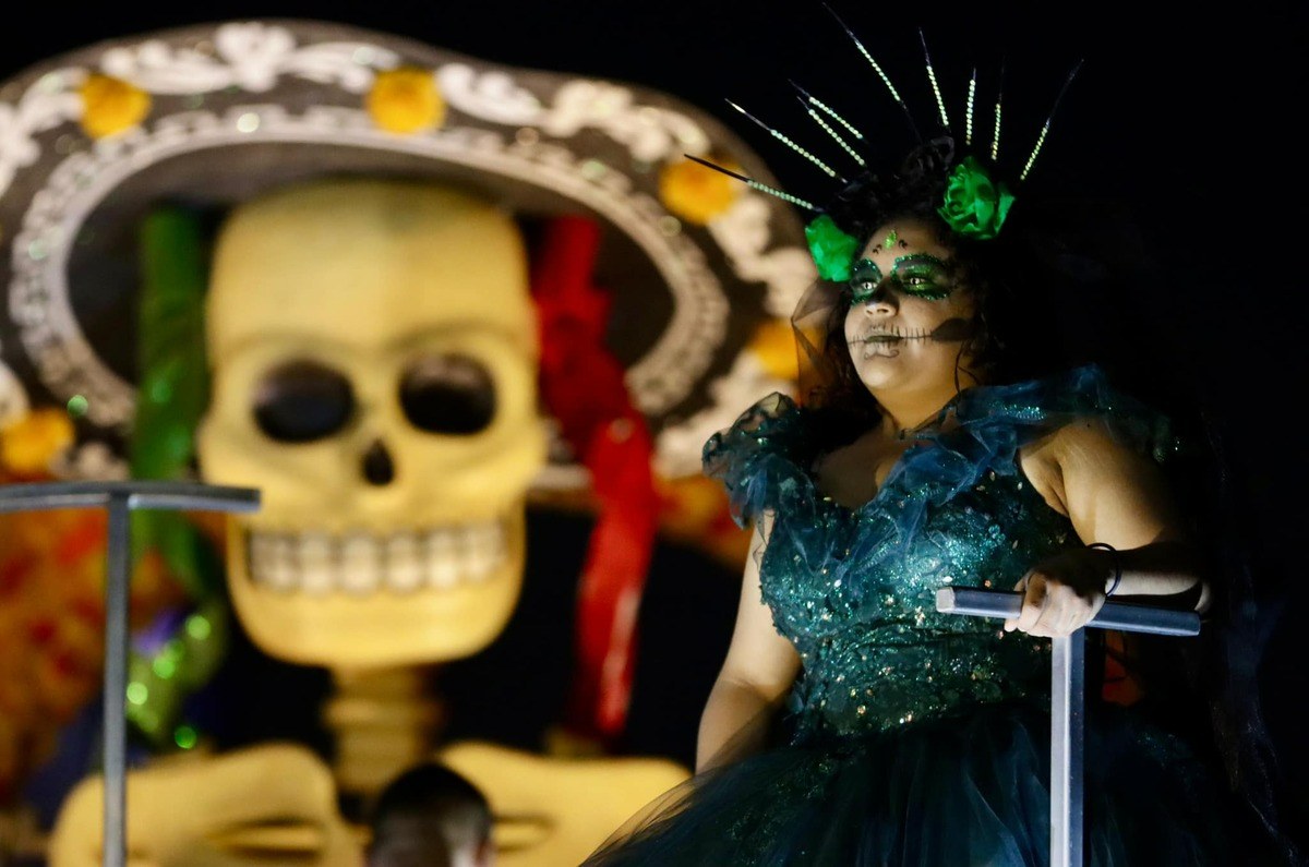 Así será NezaMictlán 2025: Mega ofrenda, casa de terror, catrinas y más