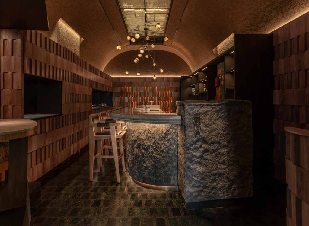 OMA, experiencia omakase del Four Seasons Hotel Mexico City, ganó el DNA Paris Design Award 2025 en la categoría Diseño de Interiores.