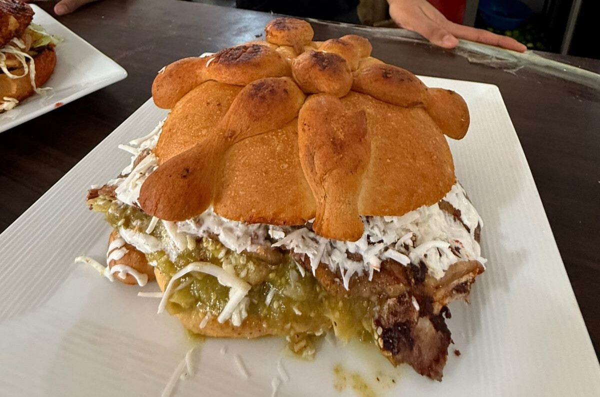 El pambamuerto y la muertorta llegan a CDMX; aquí puedes probarlos
