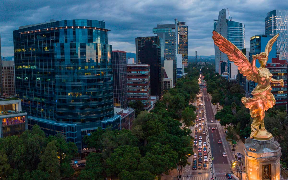 Tu plan perfecto de fin de semana en la CDMX empieza en un auto