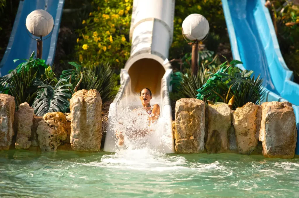 Vacaciona en la Riviera Maya: relájate en Xel-Há o vive la aventura en Xplor 1