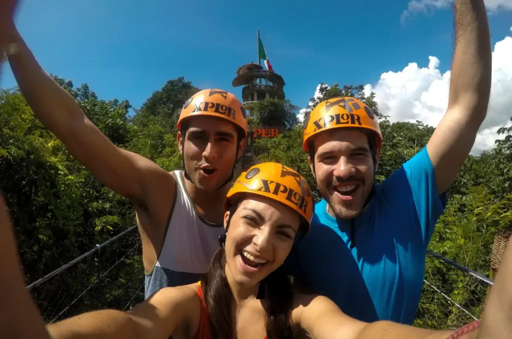 Vacaciona en la Riviera Maya: relájate en Xel-Há o vive la aventura en Xplor 8