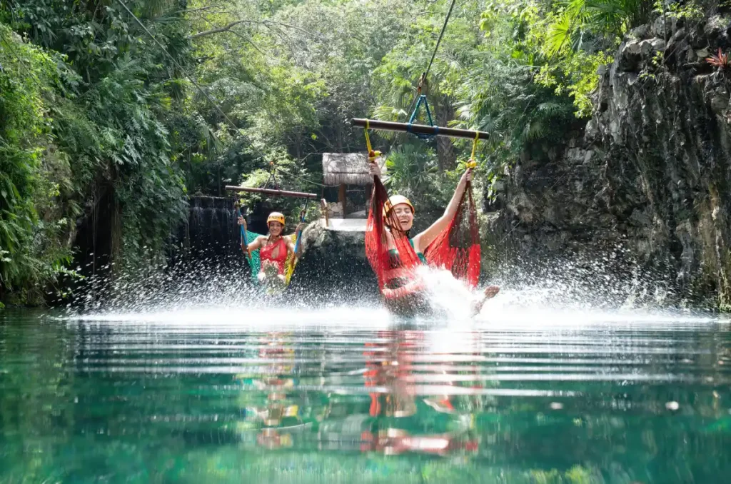 Vacaciona en la Riviera Maya: relájate en Xel-Há o vive la aventura en Xplor 12