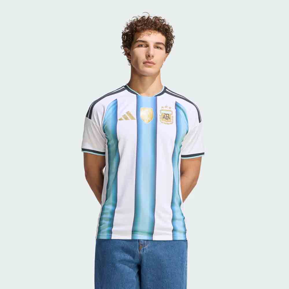Adidas presentó 22 uniformes titulares para el Mundial 2026. Los diseños combinan patrones inspirados en la historia y cultura de cada nación.