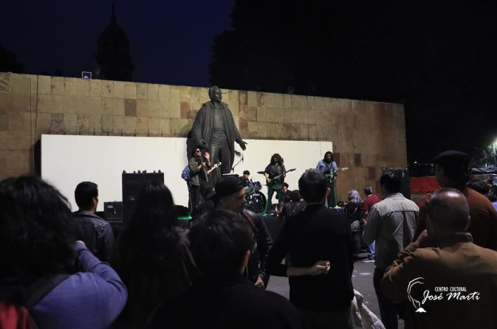 Comunidad de Rock en el Centro Cultural José Martí
