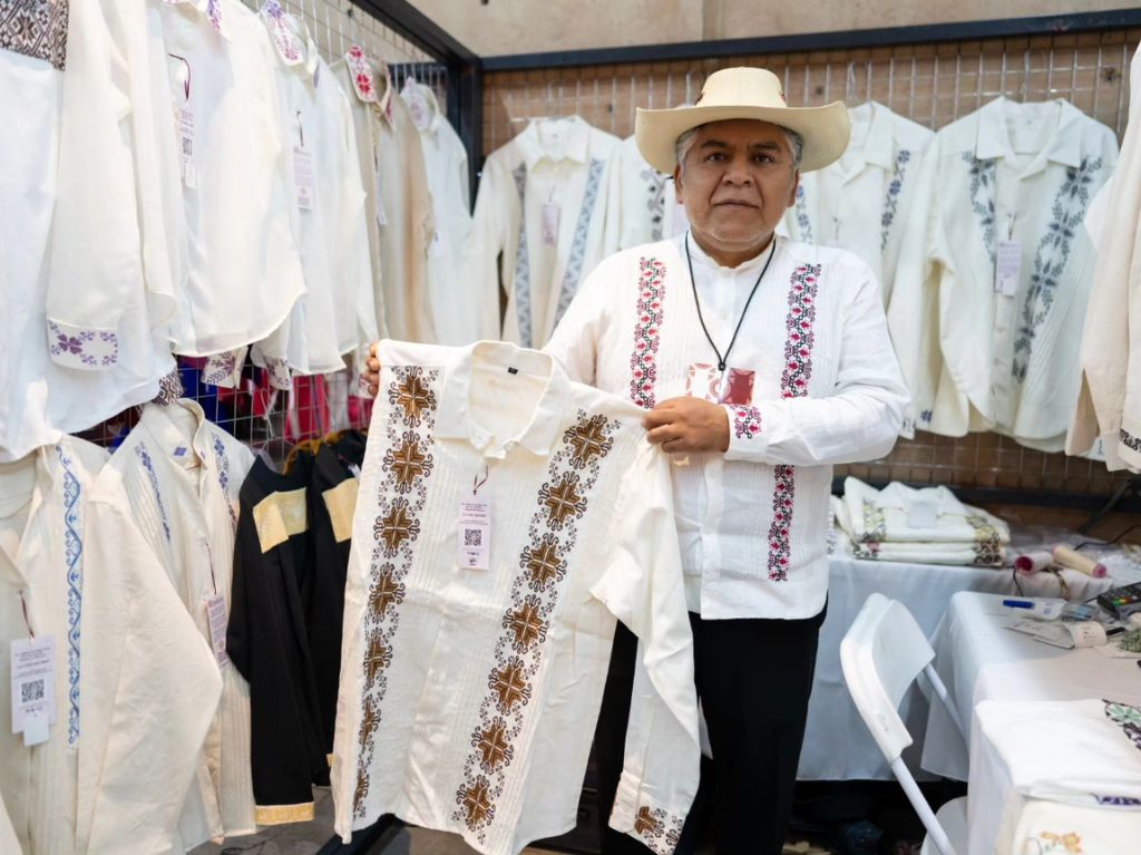 ¿Cuándo se llevará a cabo el Encuentro de Arte Textil Mexicano 2025? 