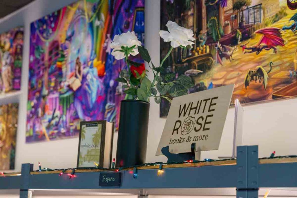 Kissimmee combina el encanto local de Florida Central con experiencias de compra. La guía ofrece desde librerías independientes hasta outlets premium