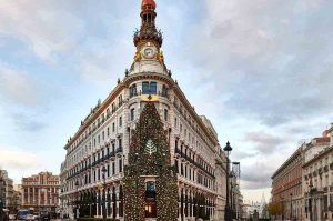 El Four Seasons Hotel Madrid en la temporada de Navidad